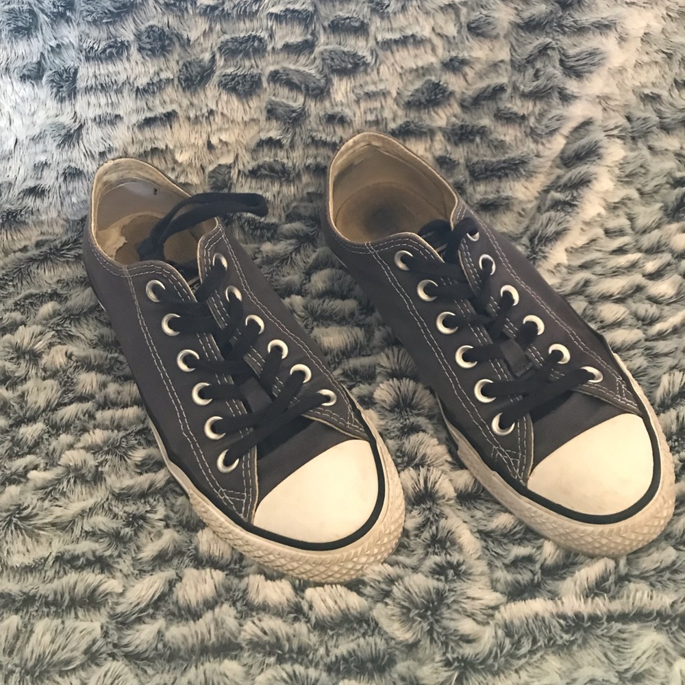 *Closet Closing* Navy Blue Converse